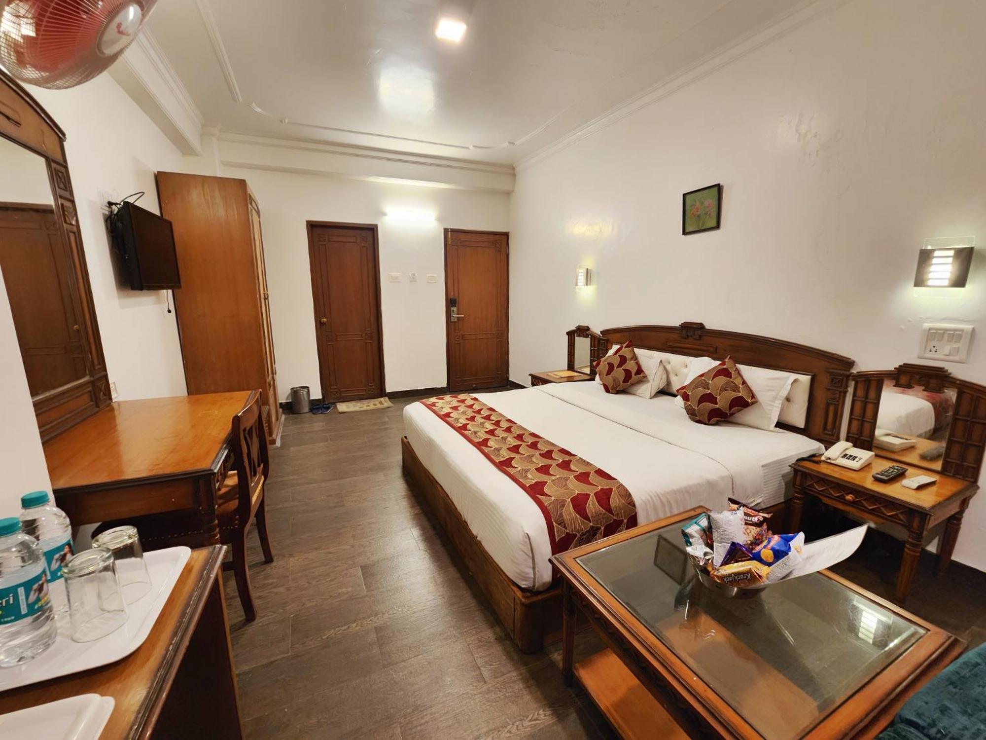 Hotel Surya Shimla Exterior photo