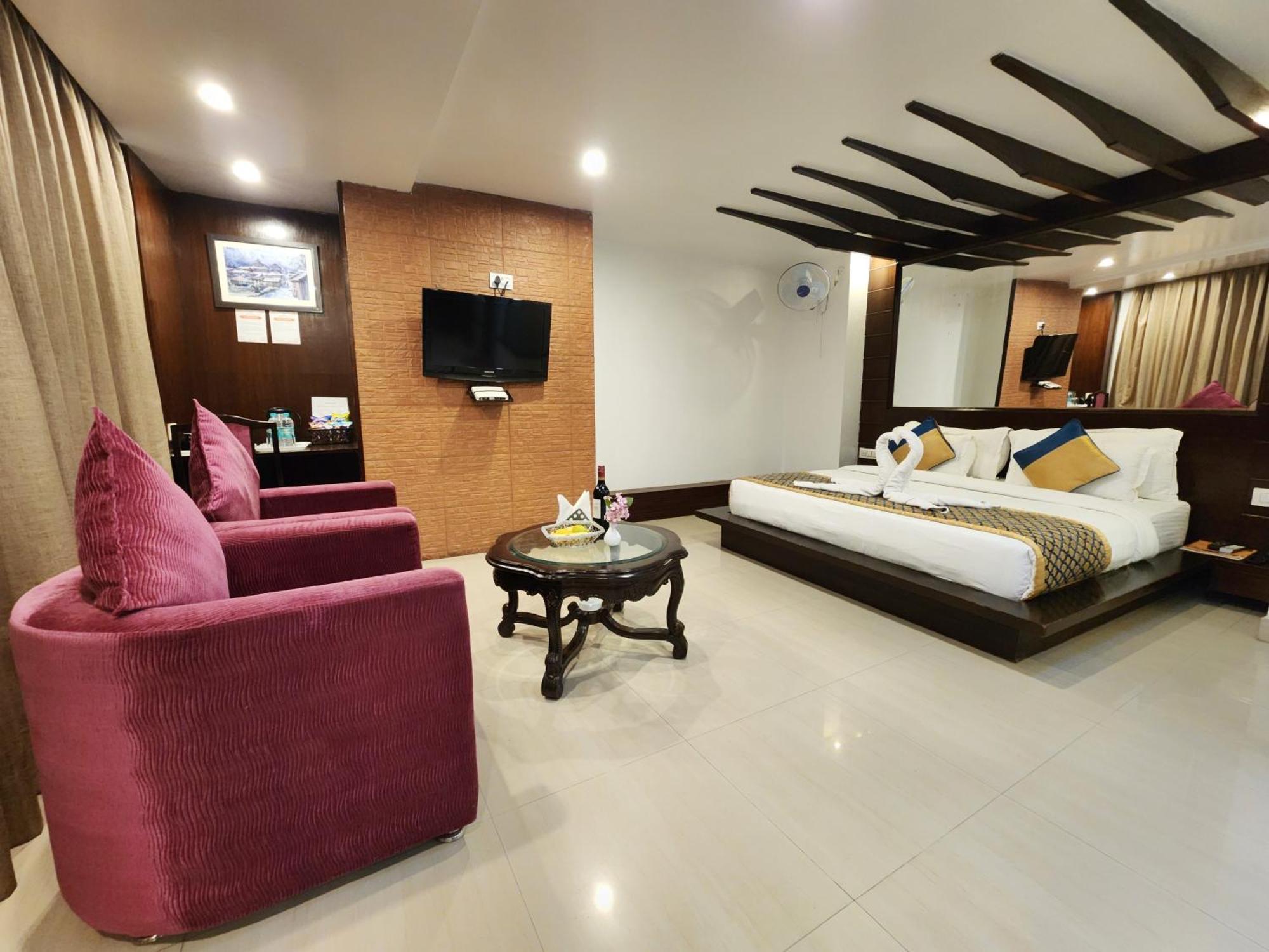 Hotel Surya Shimla Exterior photo