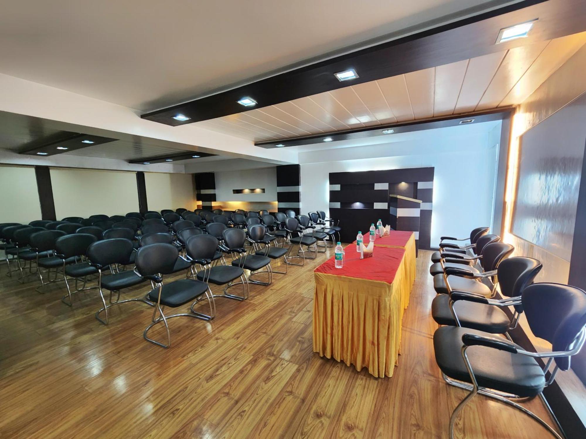 Hotel Surya Shimla Exterior photo